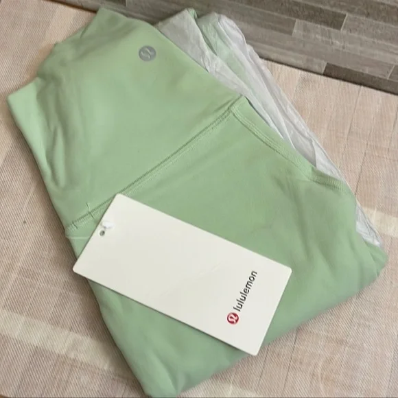 Lululemon align leggings 25” size 2 - Picture 2 of 4